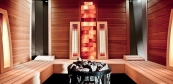 Aussensauna mit Himalaya Salztherapie