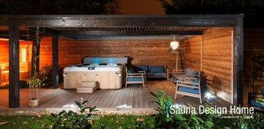 Aussensauna mit Whirlpool
