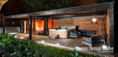 Saunahaus mit Terrasse